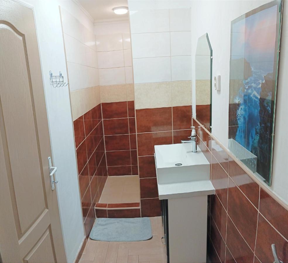 Sarahome4 Center Сегед Экстерьер фото